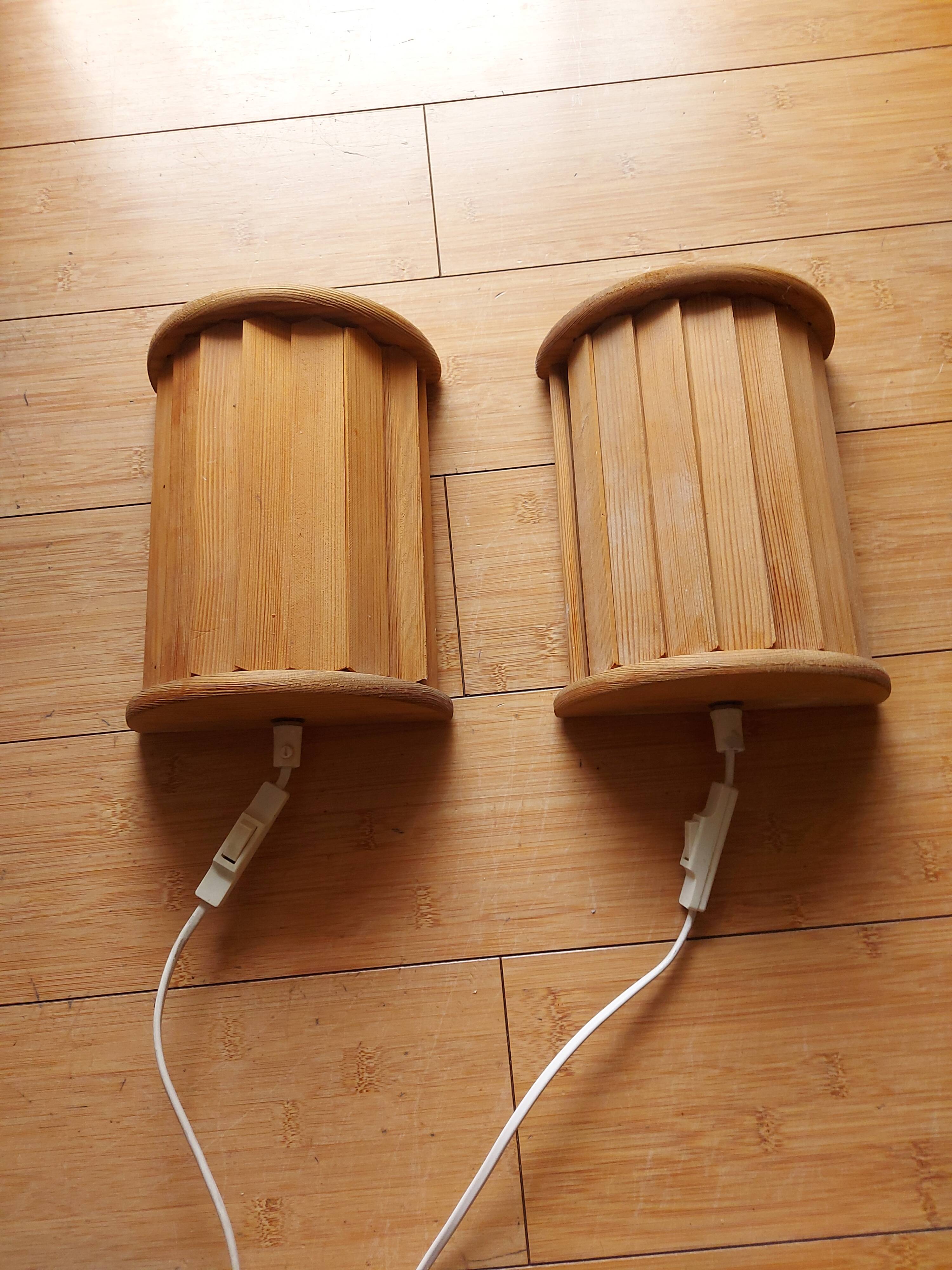 2 vintage 80'S Ikea wooden wall lights