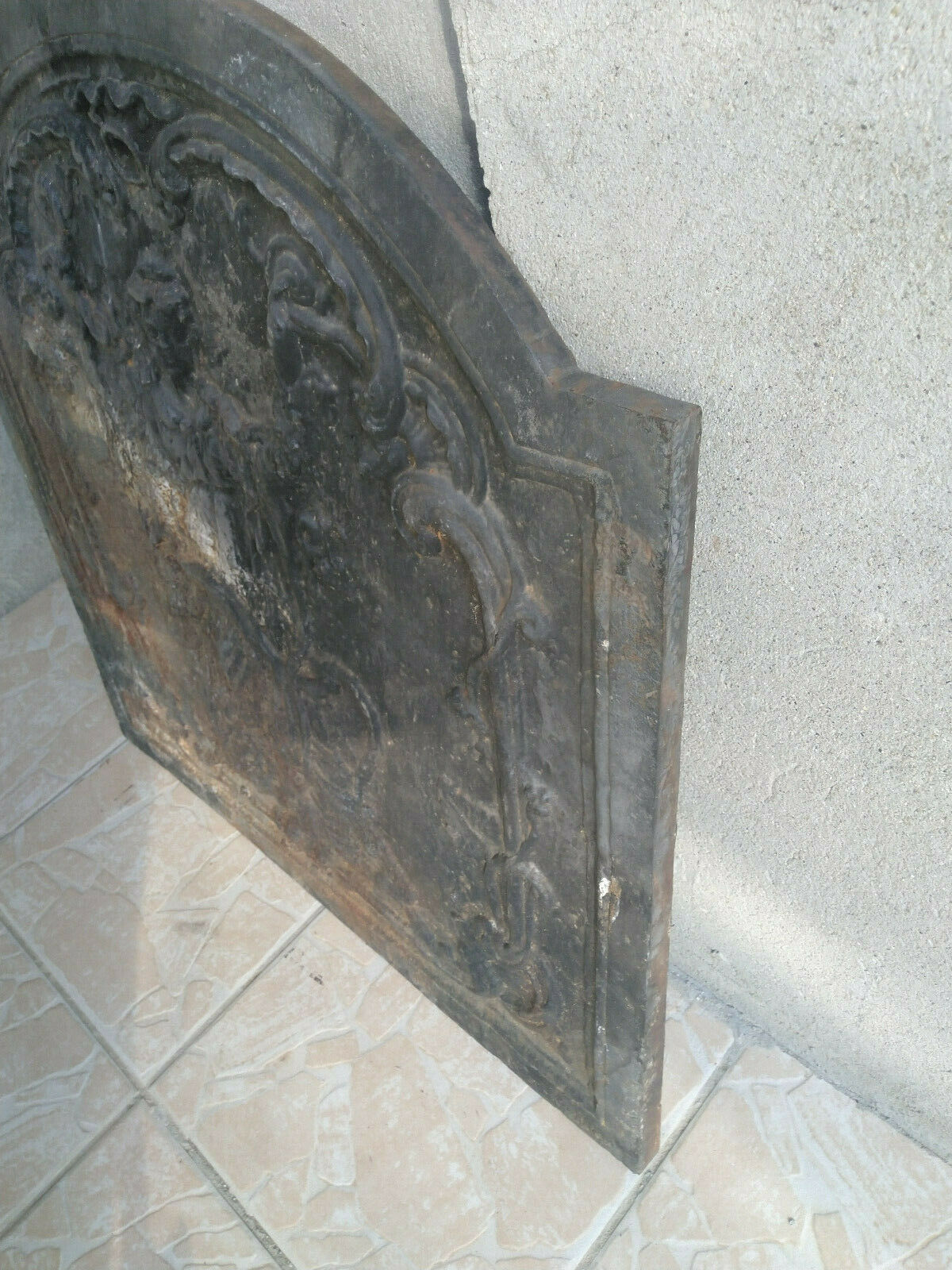 Cousance cast iron chimney plate