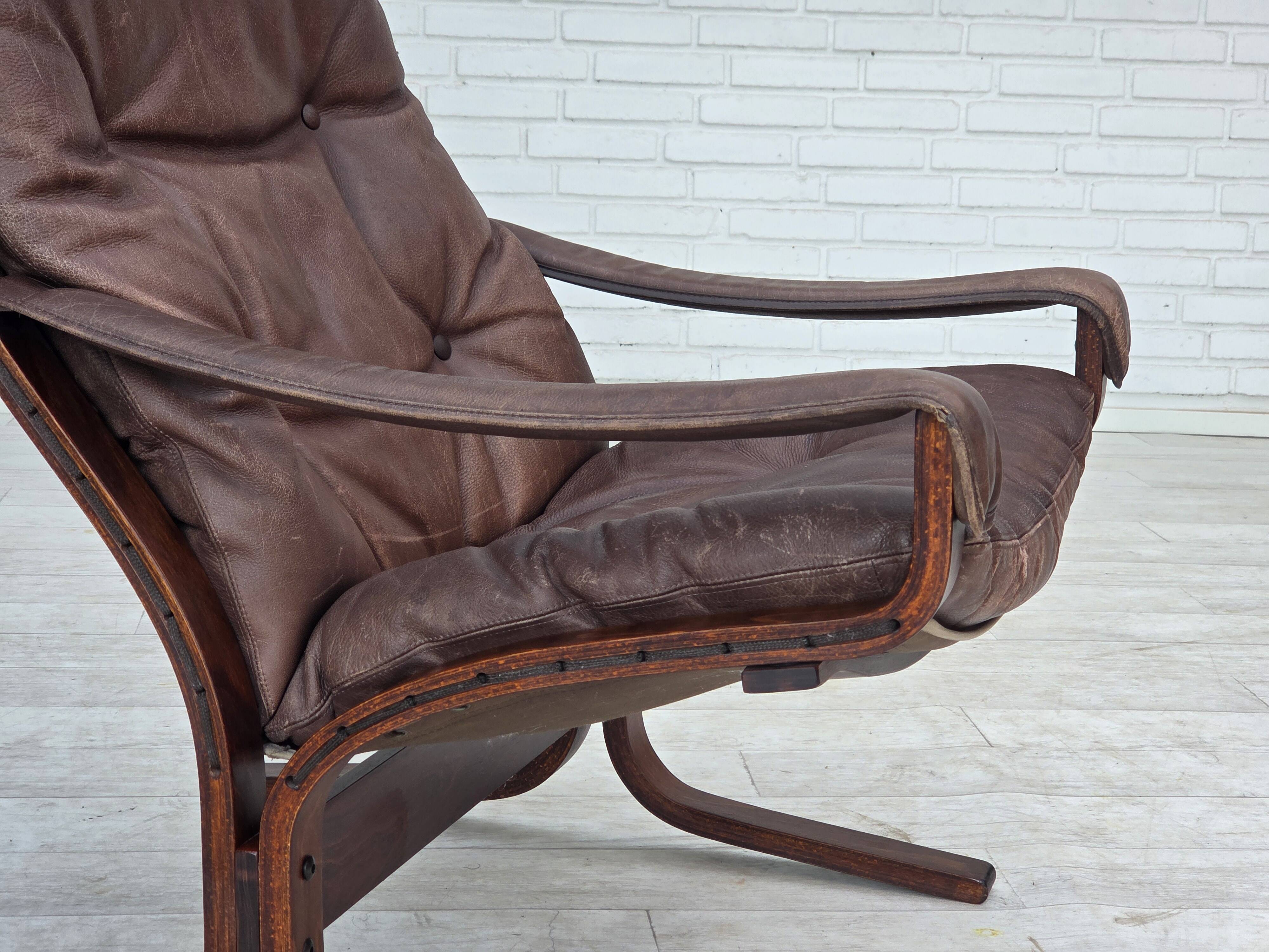 1970s, Norwegian design by Ingmar Relling for Westnofa, model "Siesta".