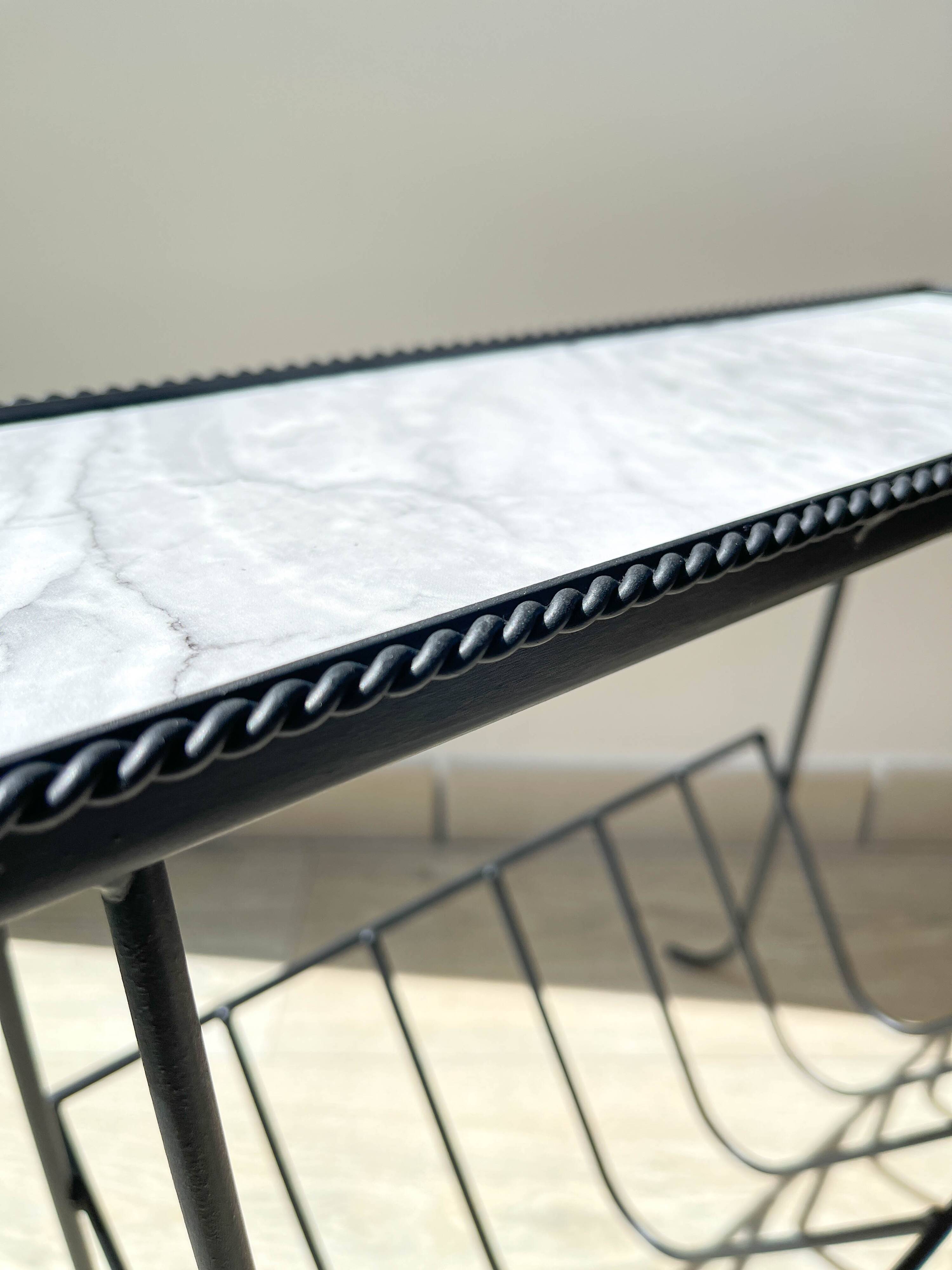 Table d'appoint range vinyles vintage métal marbre