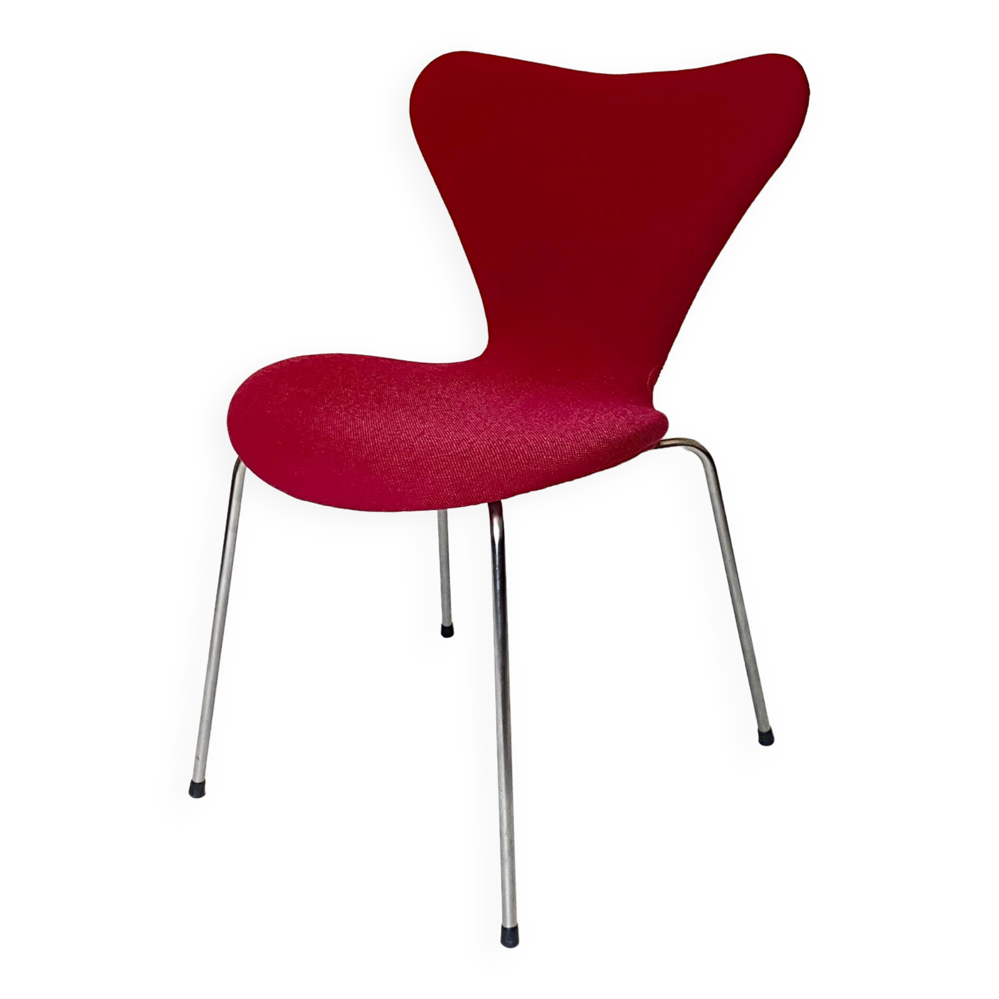 Pink chair 3107 by Arne Jacobsen