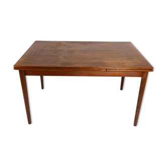 Dining table in teak with extensions of danish design from the 1960s