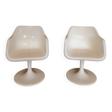Pair of tulip armchairs.