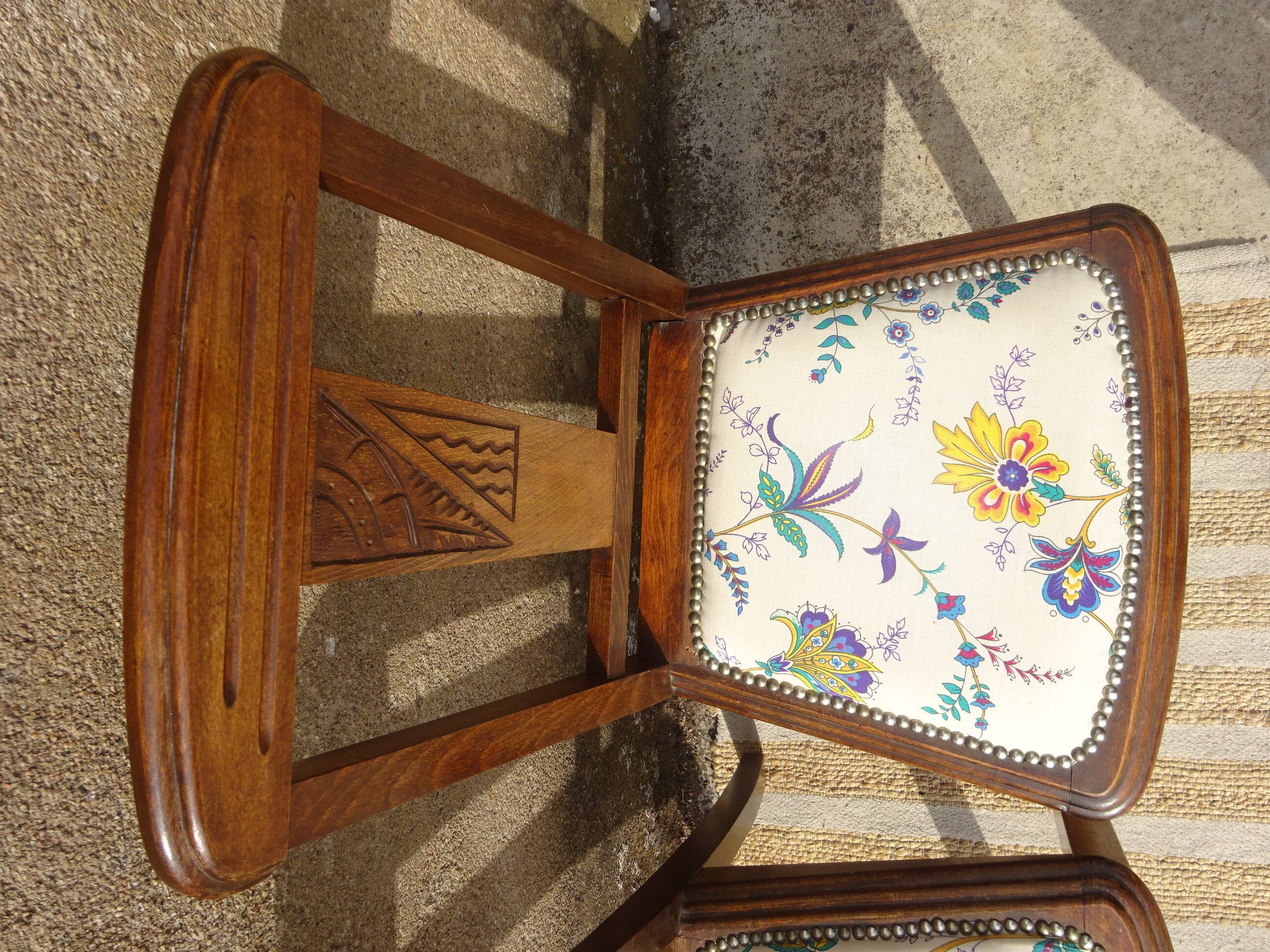 Art Deco chairs, Robur, both.