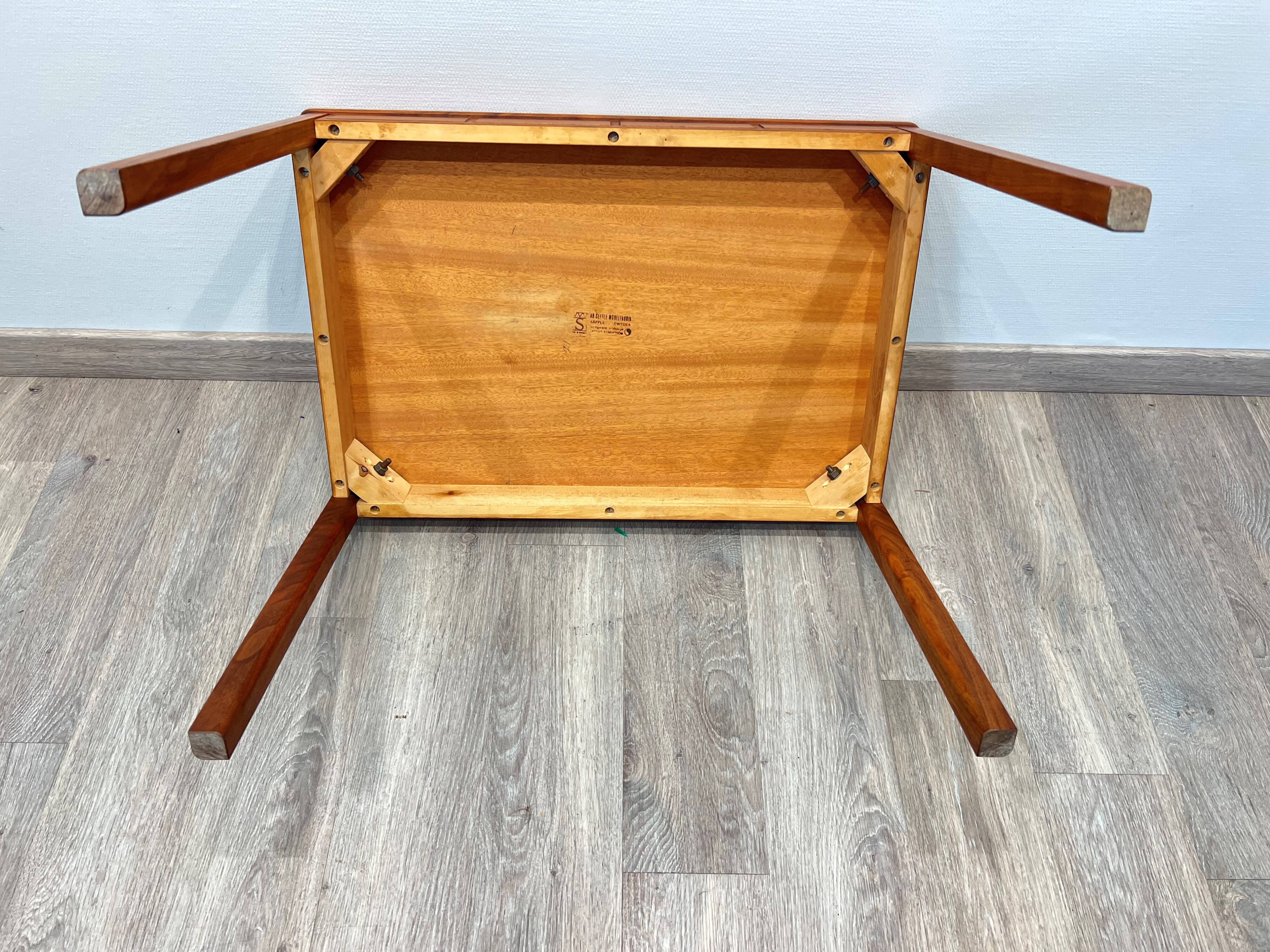 Table basse scandinave teck Seffle Mobelfabrik SWEDEN par Yngvar Sandström