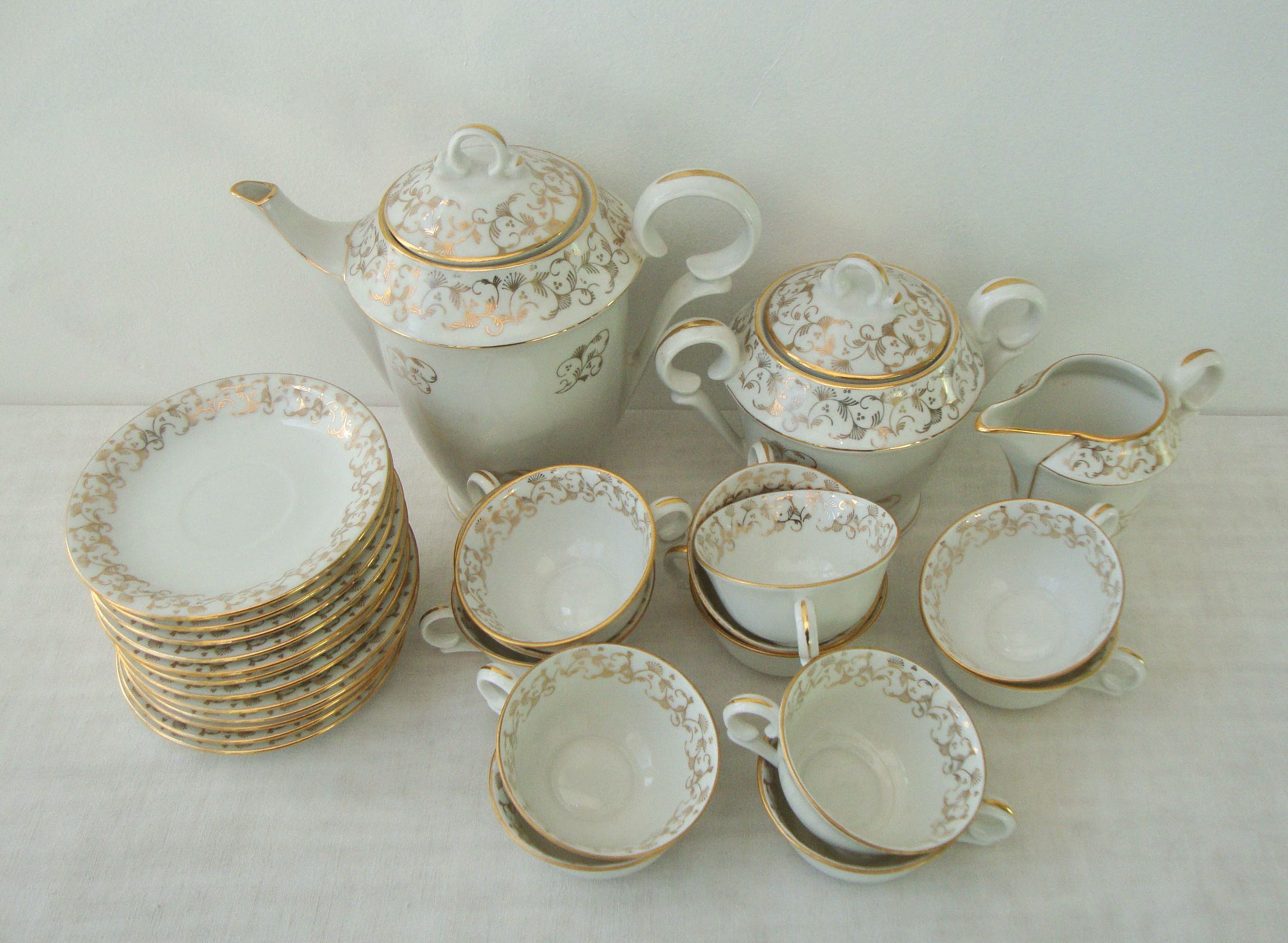Porcelain coffee service for 12 people