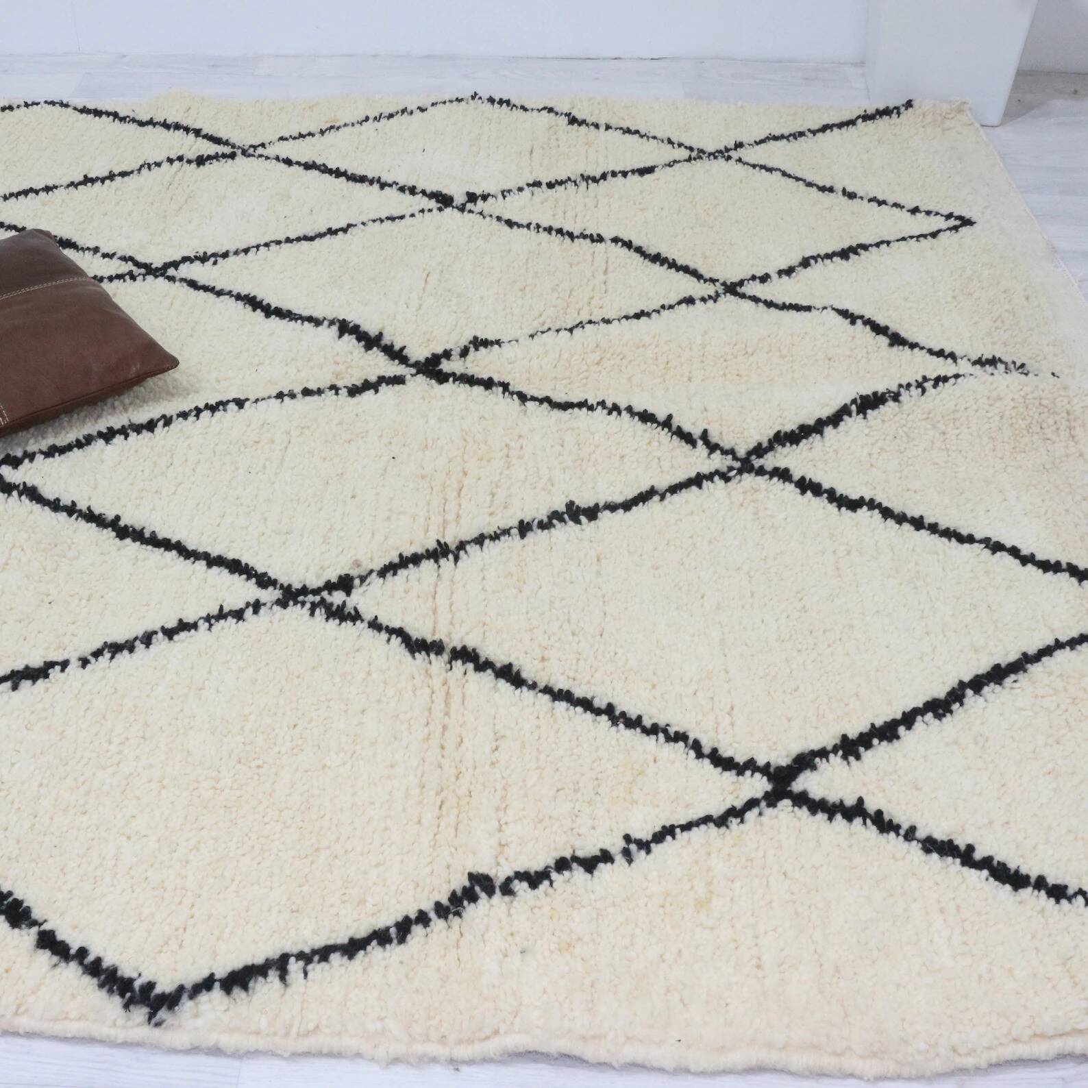 Berber rugs, Moroccan rugs and crafts 253 x 160 cm
