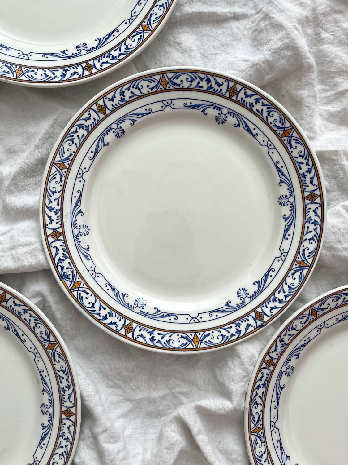 4 flat ironware plates “Colbert” Creil and Montereau