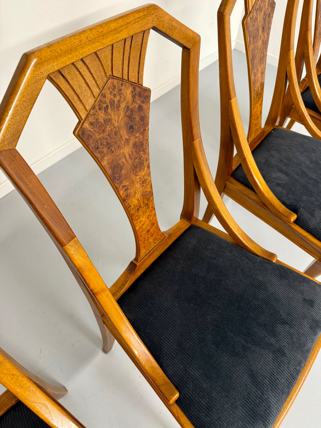 Set of 4 walnut/burl wood chairs, Art Nouveau, early 20th century