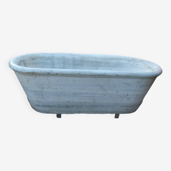 Marble bathtub 19th century