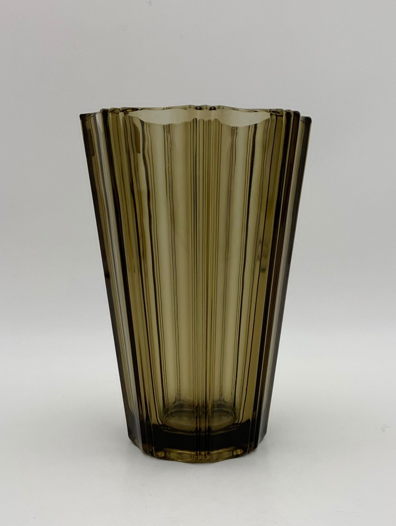 Vintage luminarc smoked glass vase, france - 1970s