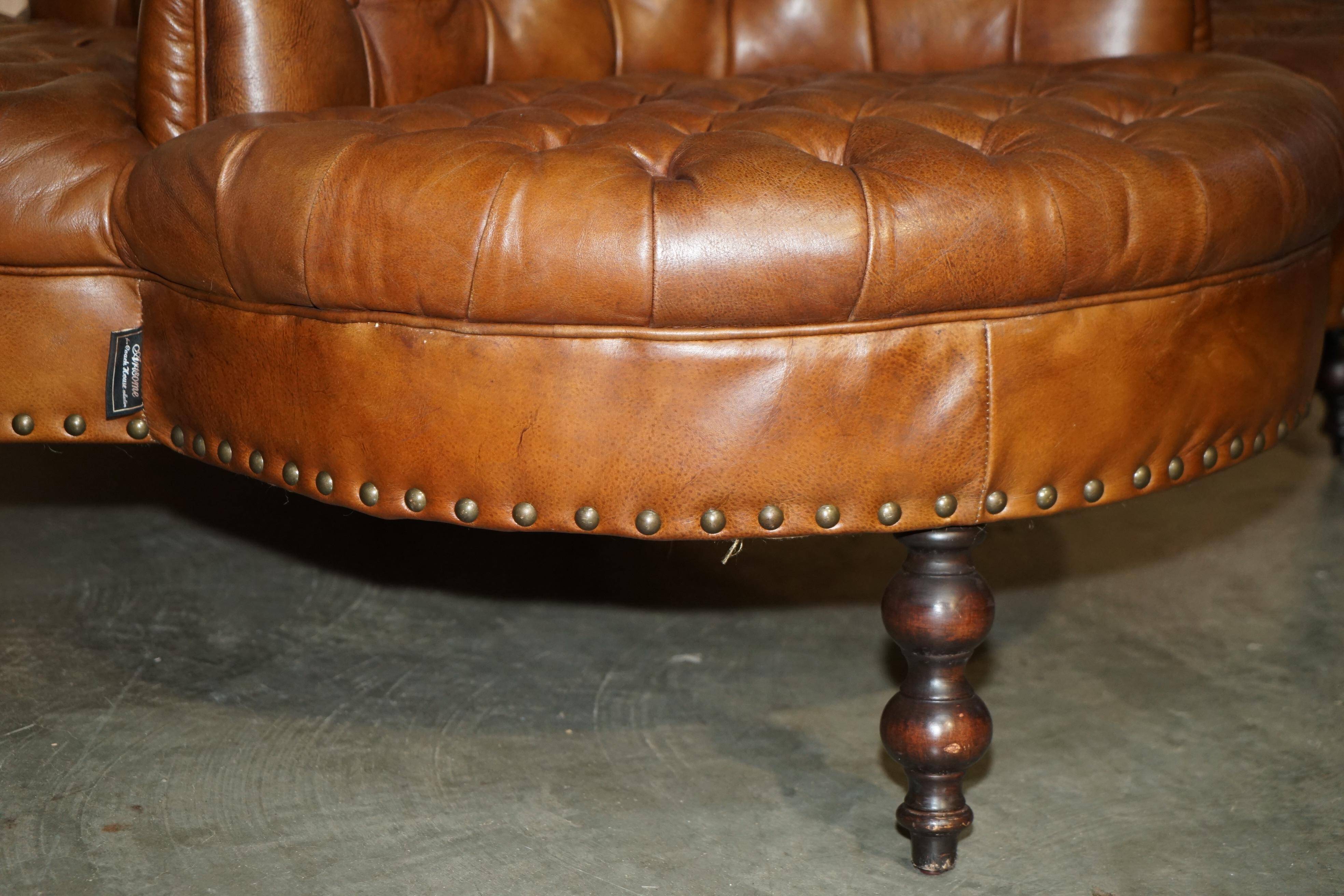 Leather Chesterfield tête-à-tête sofa, 4-seater