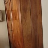 Armoire début XXe en merisier verni