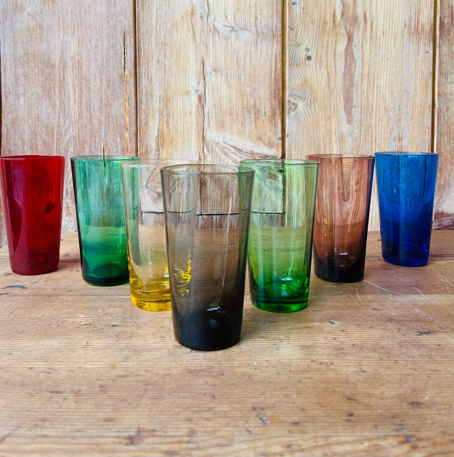 Set of 7 colored glasses 70s