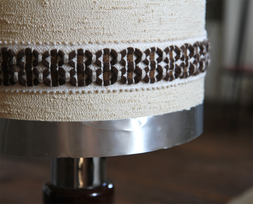 Ceramic lamp of the 1970s - H119