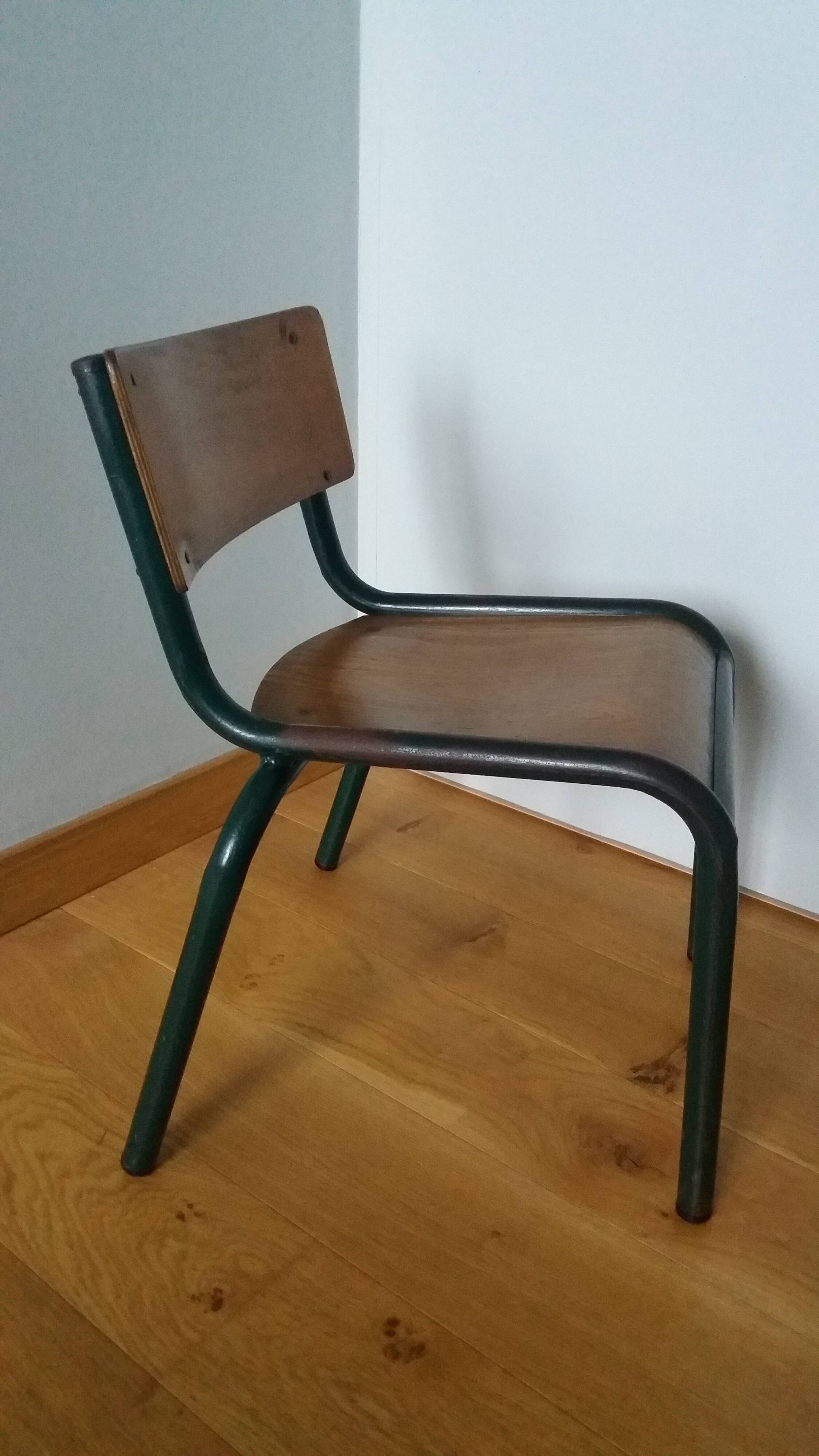 Chaise d’école enfant