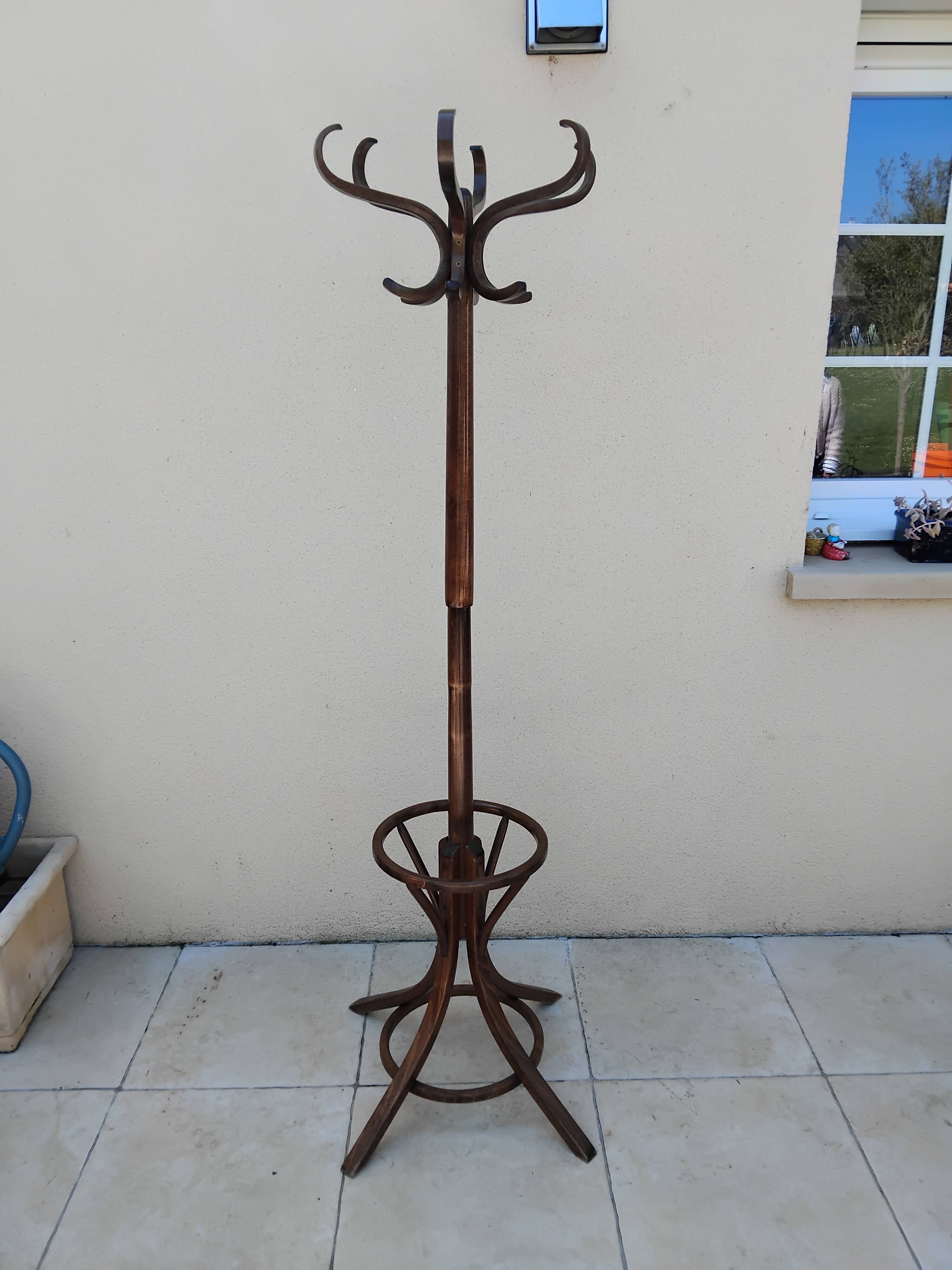 Vintage Baumann parrot coat rack