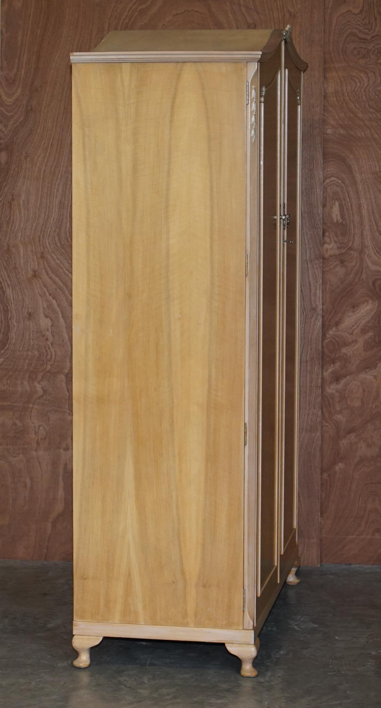 Light walnut wardrobe from the 1940s - Walnut Works