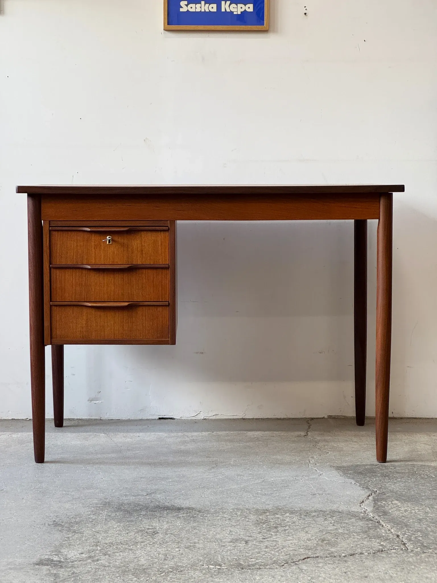 FREESTANDING DESK, DENMARK, 1960s/70s, VINTAGE, MID-C