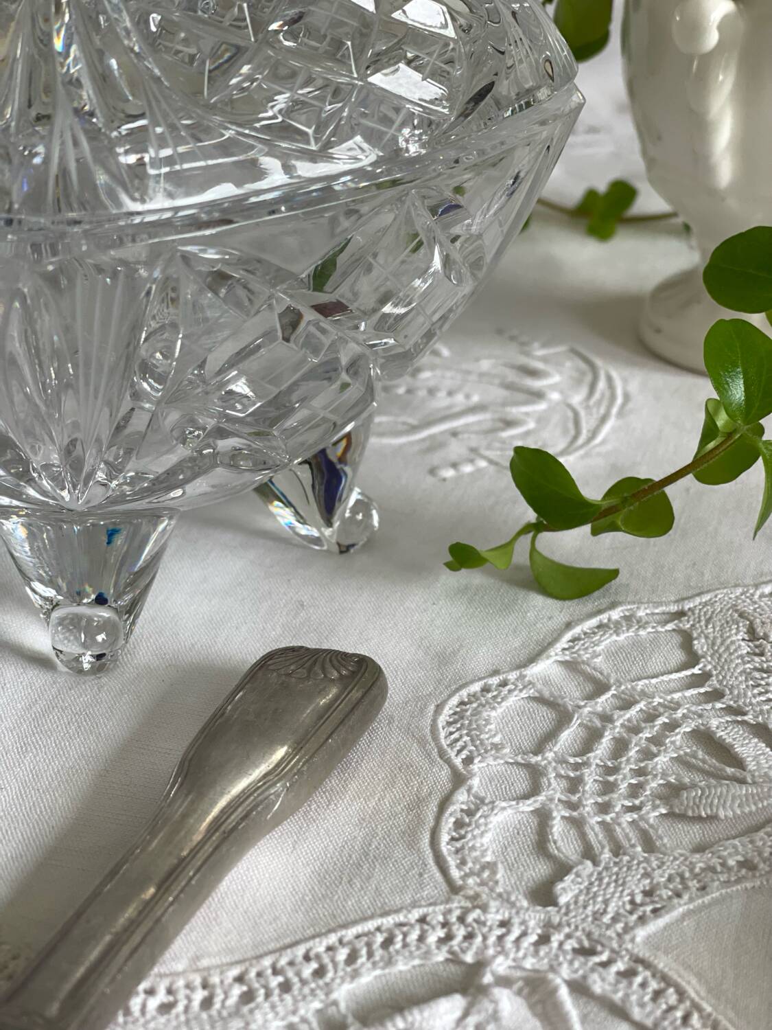 Cut crystal candy box