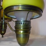 Grand lustre 3 feux en verre, opaline et laiton