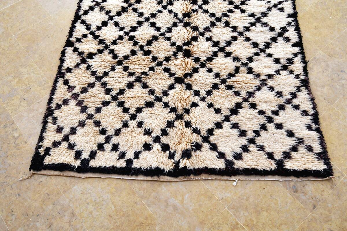 Vintage Beni Ouarain rug