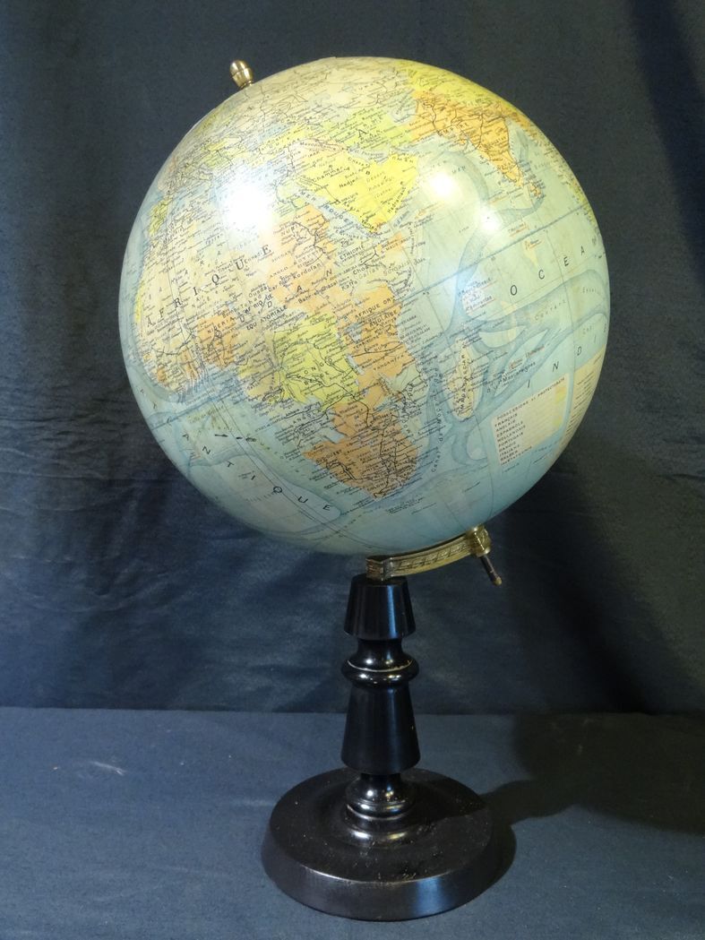 Globe Forest early XXth diameter 37 cm