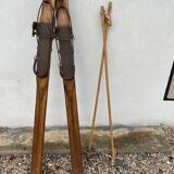 Wooden ski and its sticks