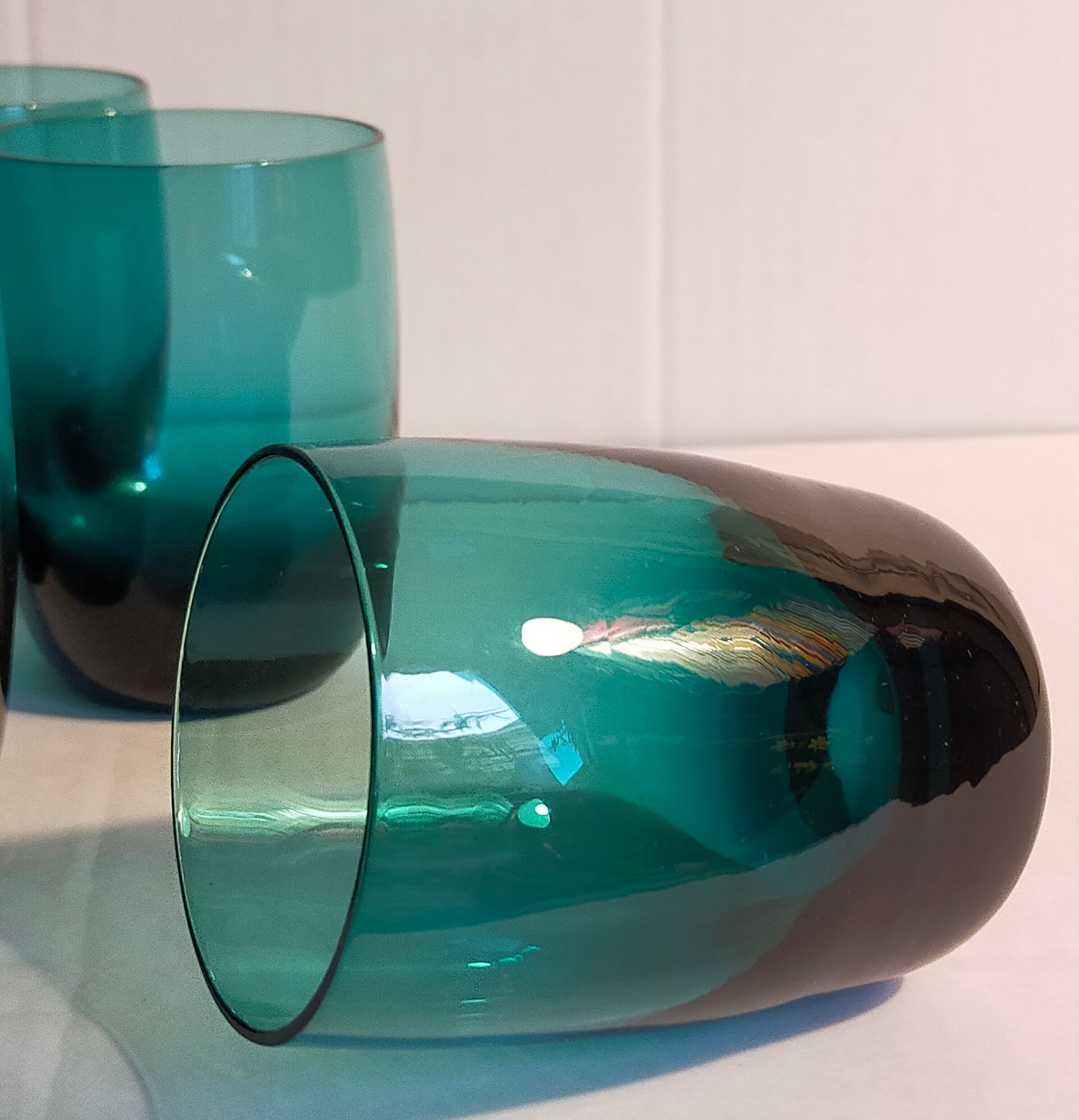Six verres de verrier bleus paon vintages