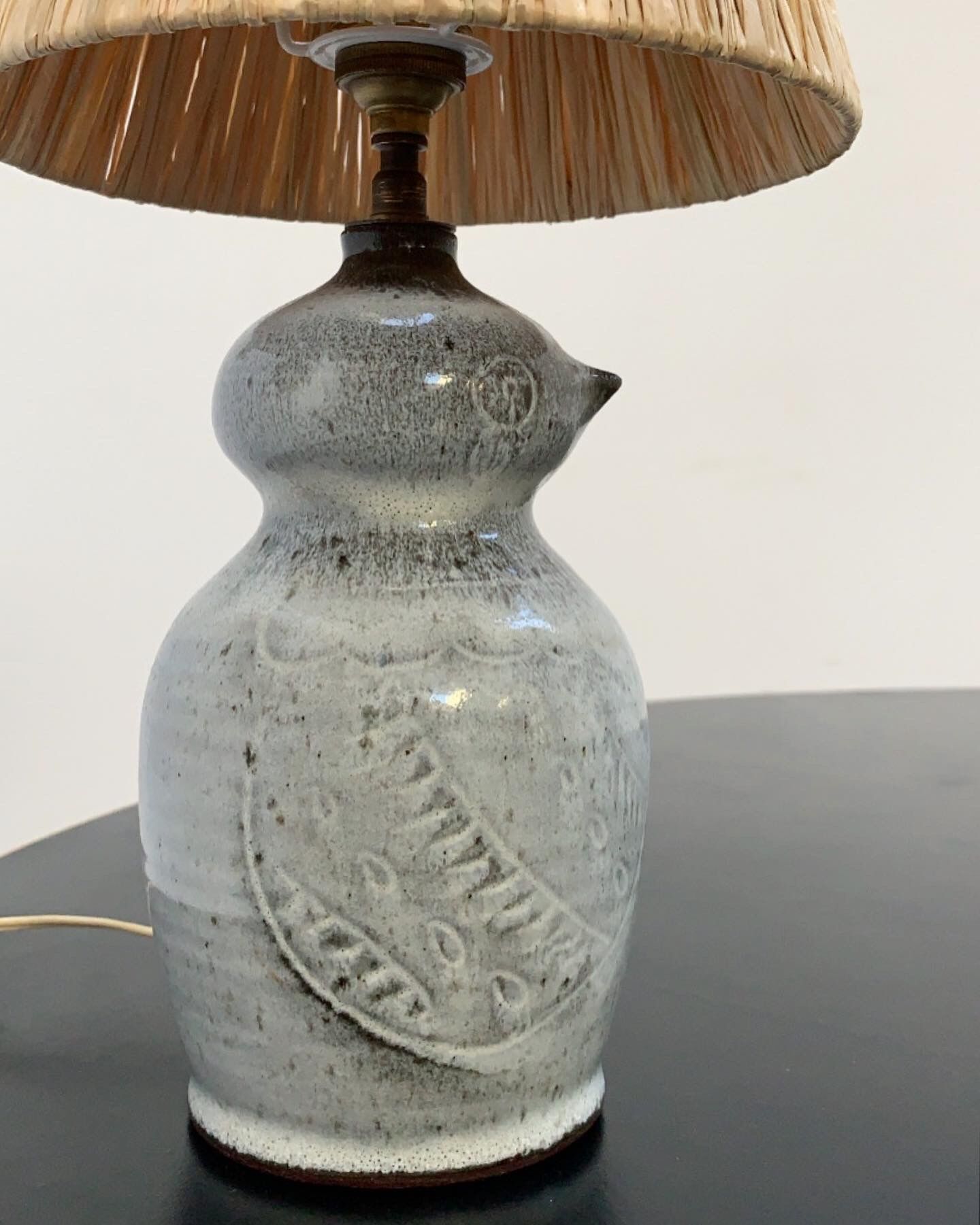 Lampe en céramique zoomorphe de Max Idlas En vente sur