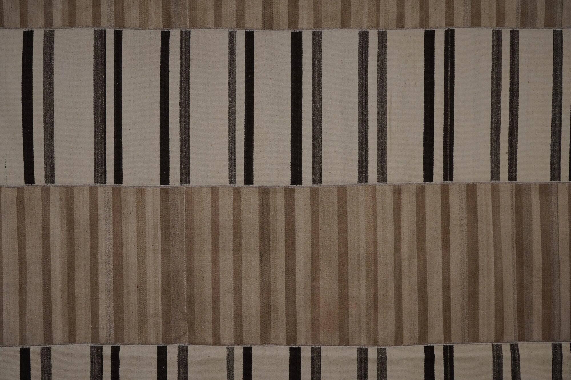 Vintage Turkish kilim handwoven 279x310 cm