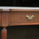 Superb mahogany and marble console table (early 20th century).