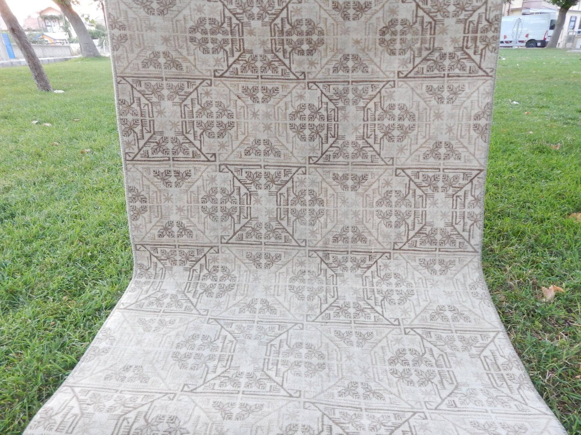 Vintage Turkish rug handmade 84x184 cm