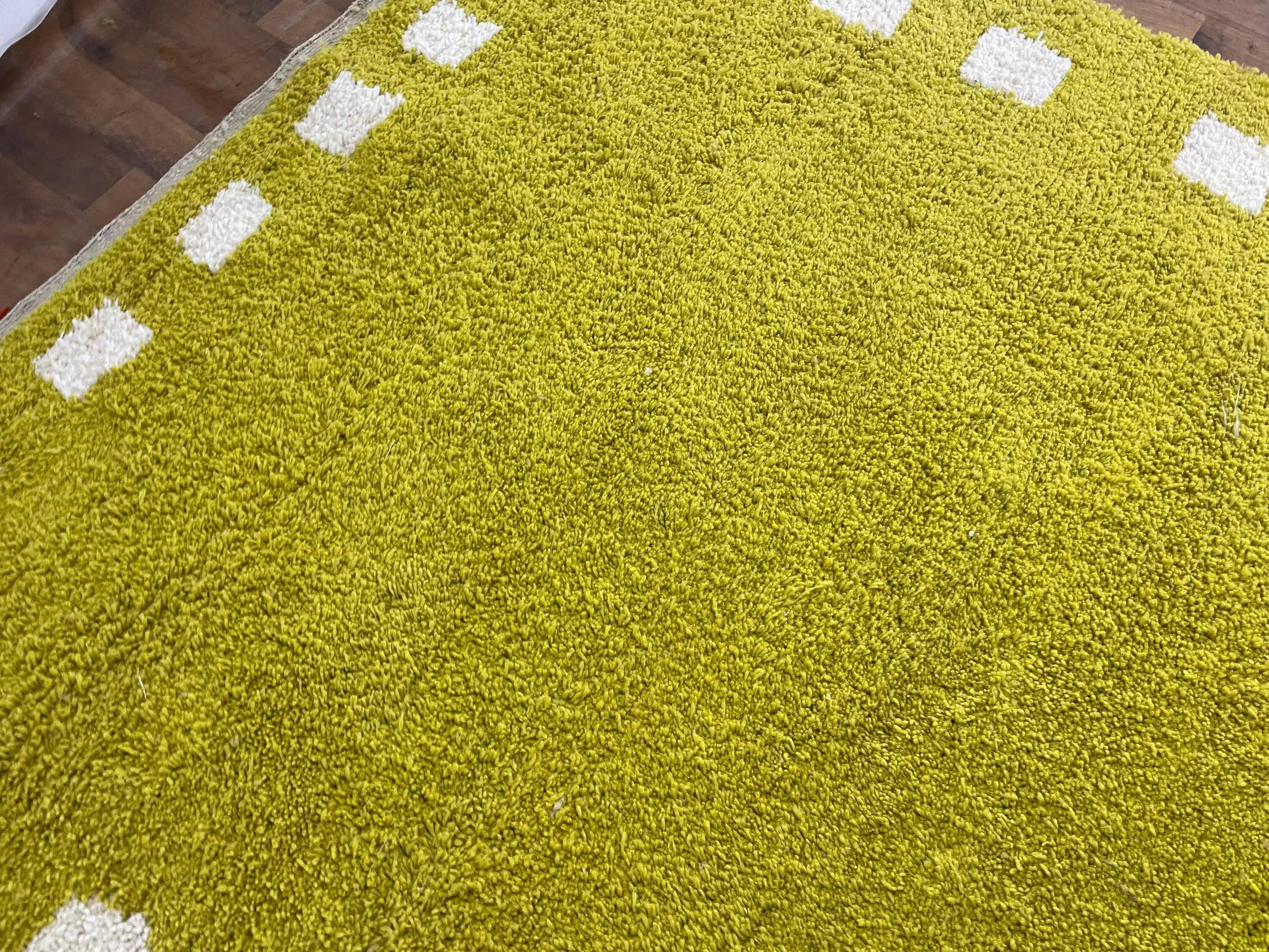 Handmade Moroccan rug, pure wool, 3x2 m.