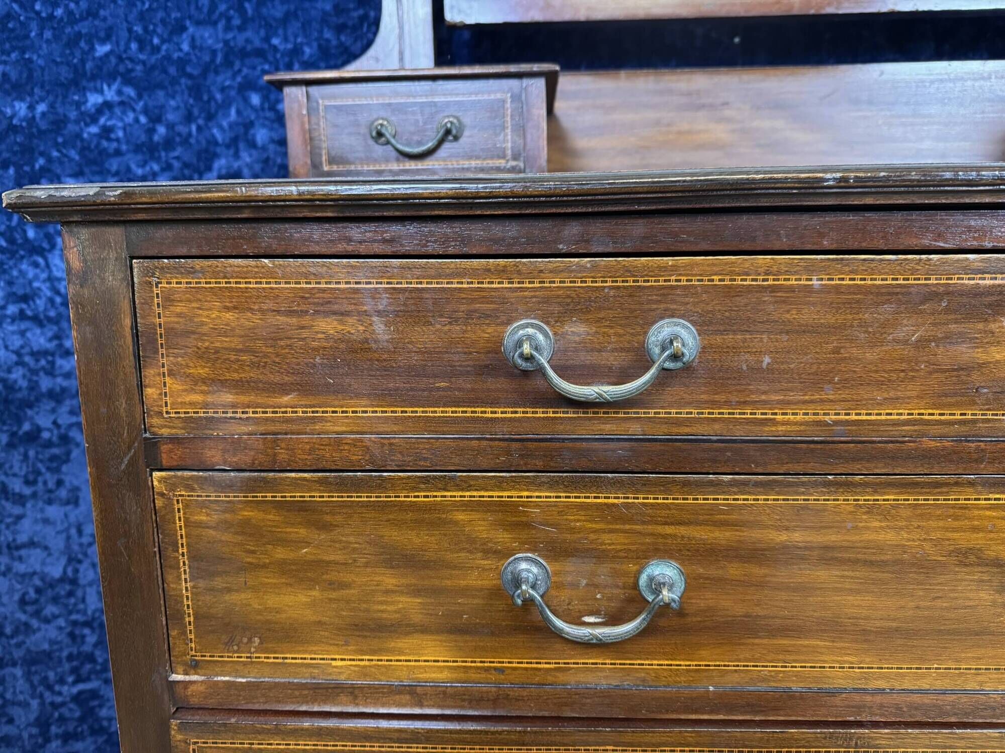 Superb English mahogany psyche chest of drawers circa 1880