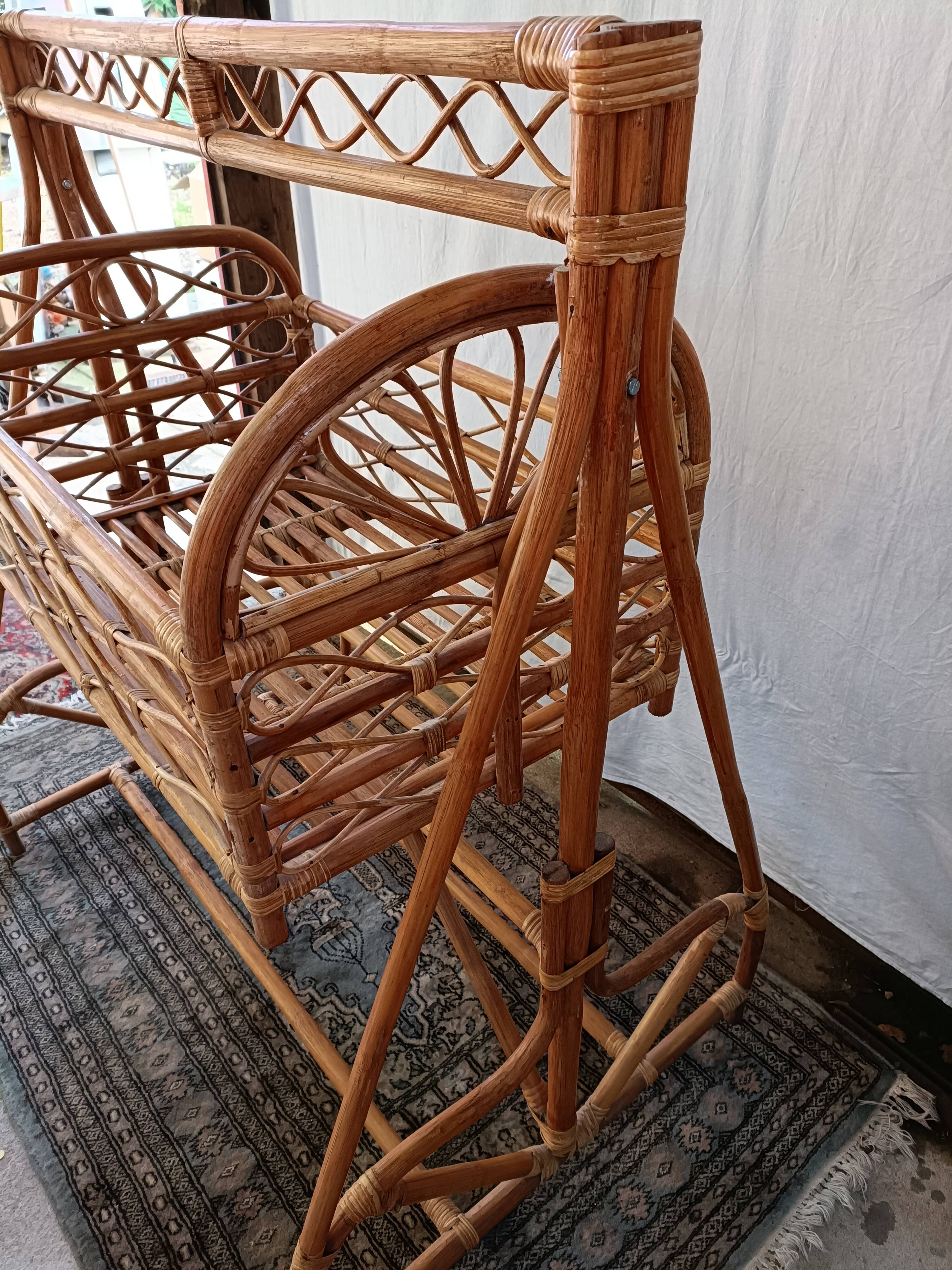 Rattan swing cradle