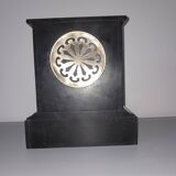 Black and green marble clock