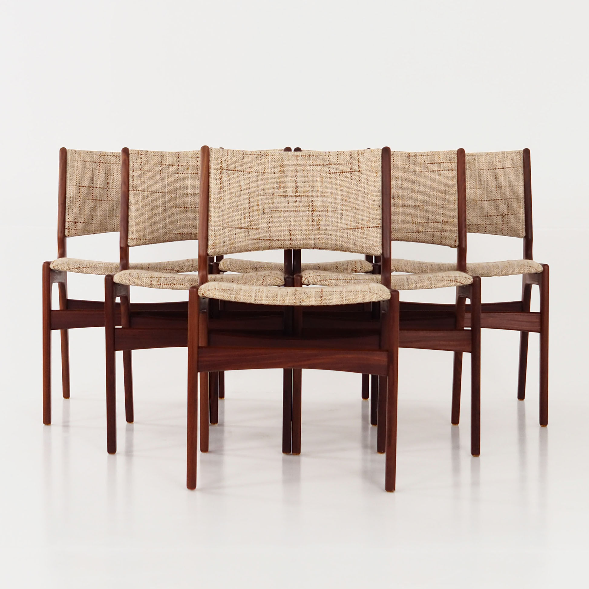 Six chairs by Henning Kjaernulf design, 70s design