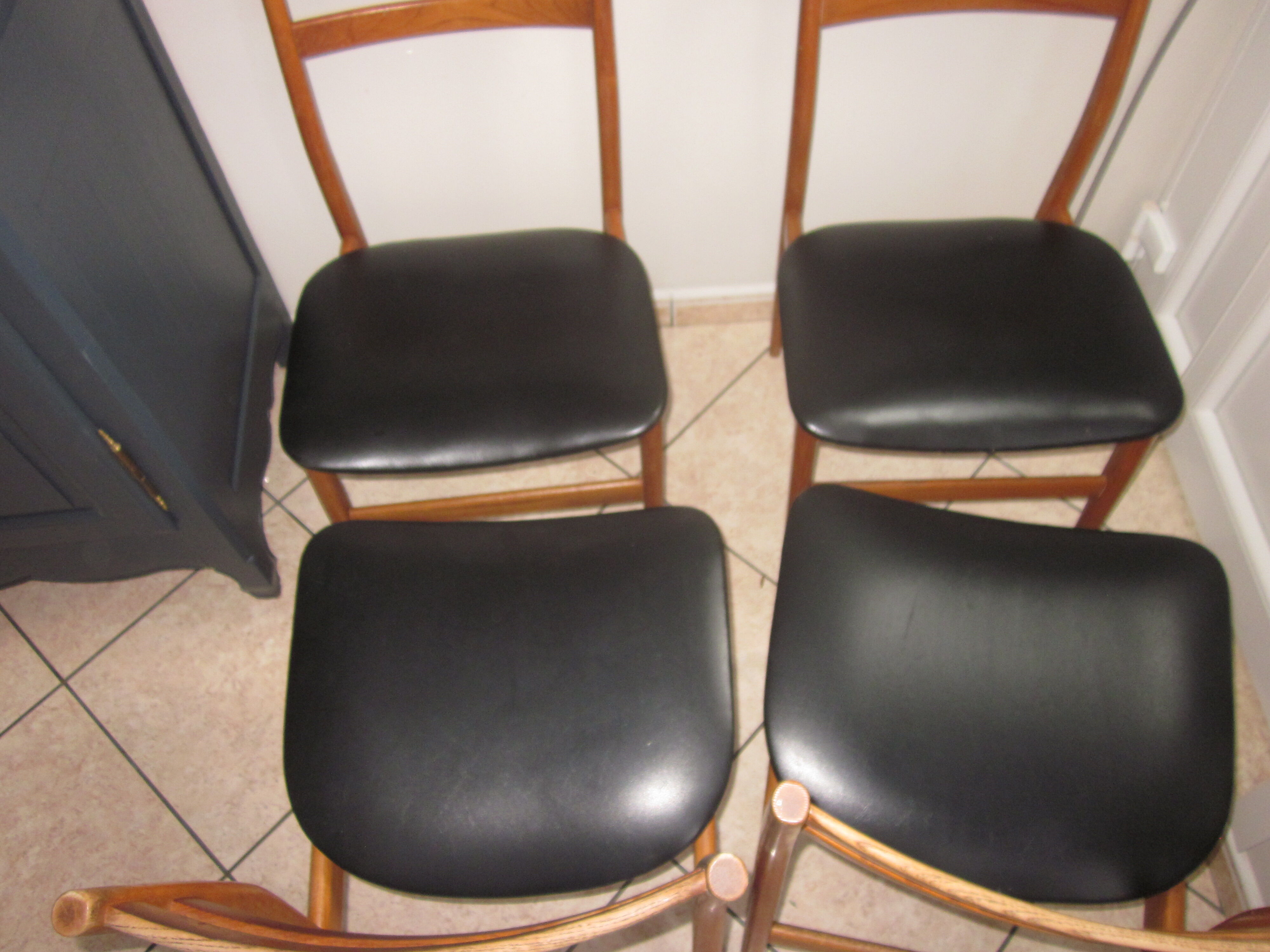 4 Scandinavian chairs teak and skai 1960