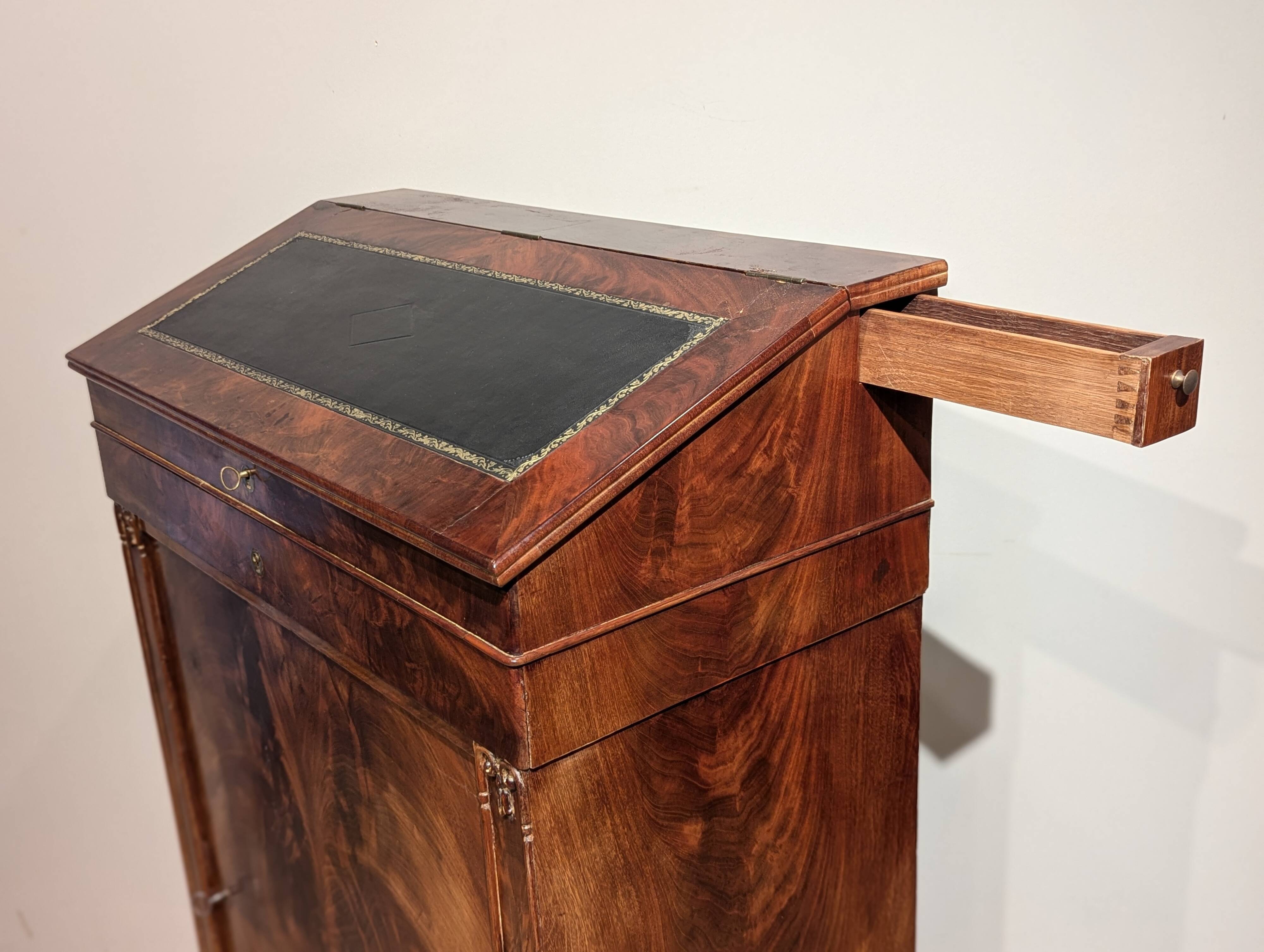 Large 19th century mahogany writing desk
