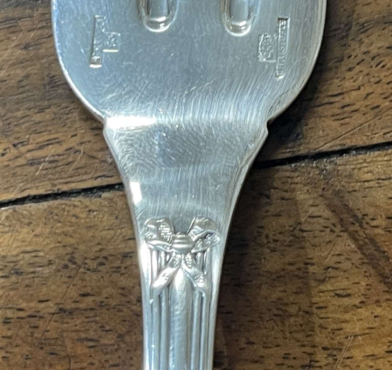 Christofle Pearl Model Fish Serving Fork