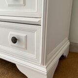 Fully renovated chest of drawers