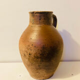 Impressive terracotta pitcher from the 19th century, entirely handmade.