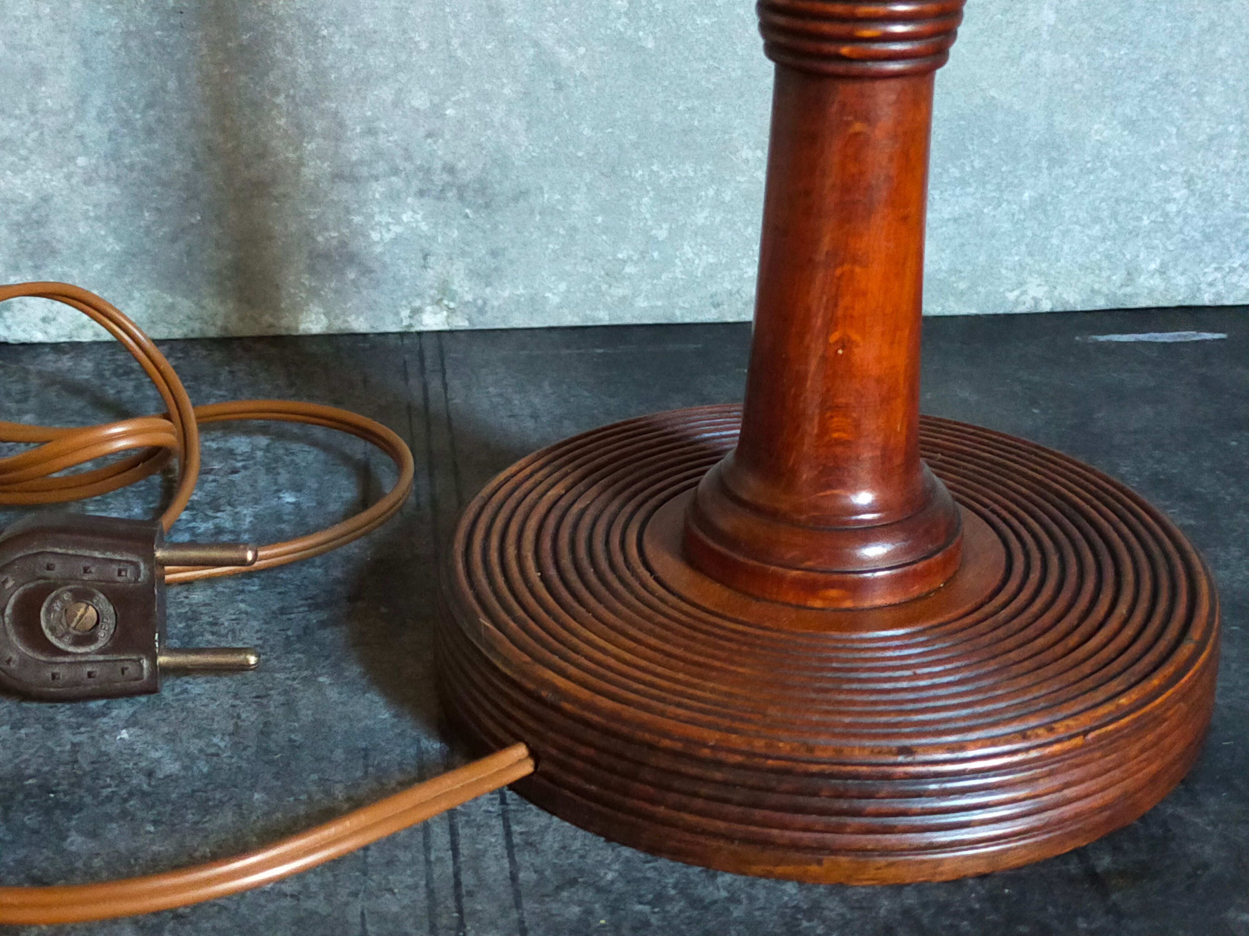 Art-deco lamp foot in solid wood turned 40s