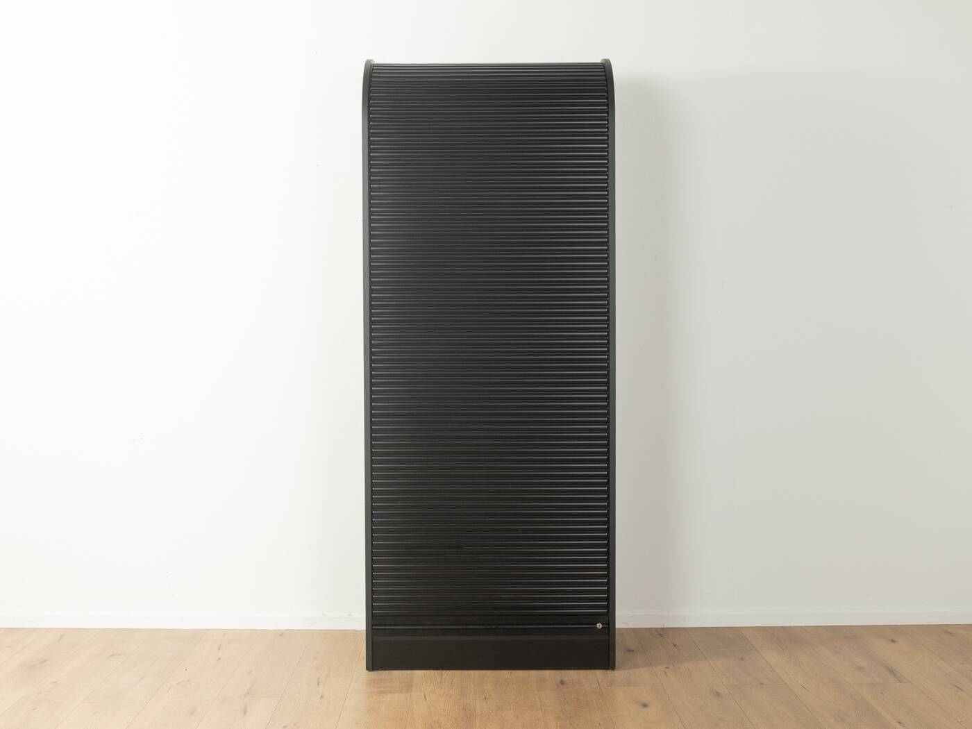 Cabinet tambour dans le style d'Aldo van den Nieuwelaar pour Pastoe, années 1980.