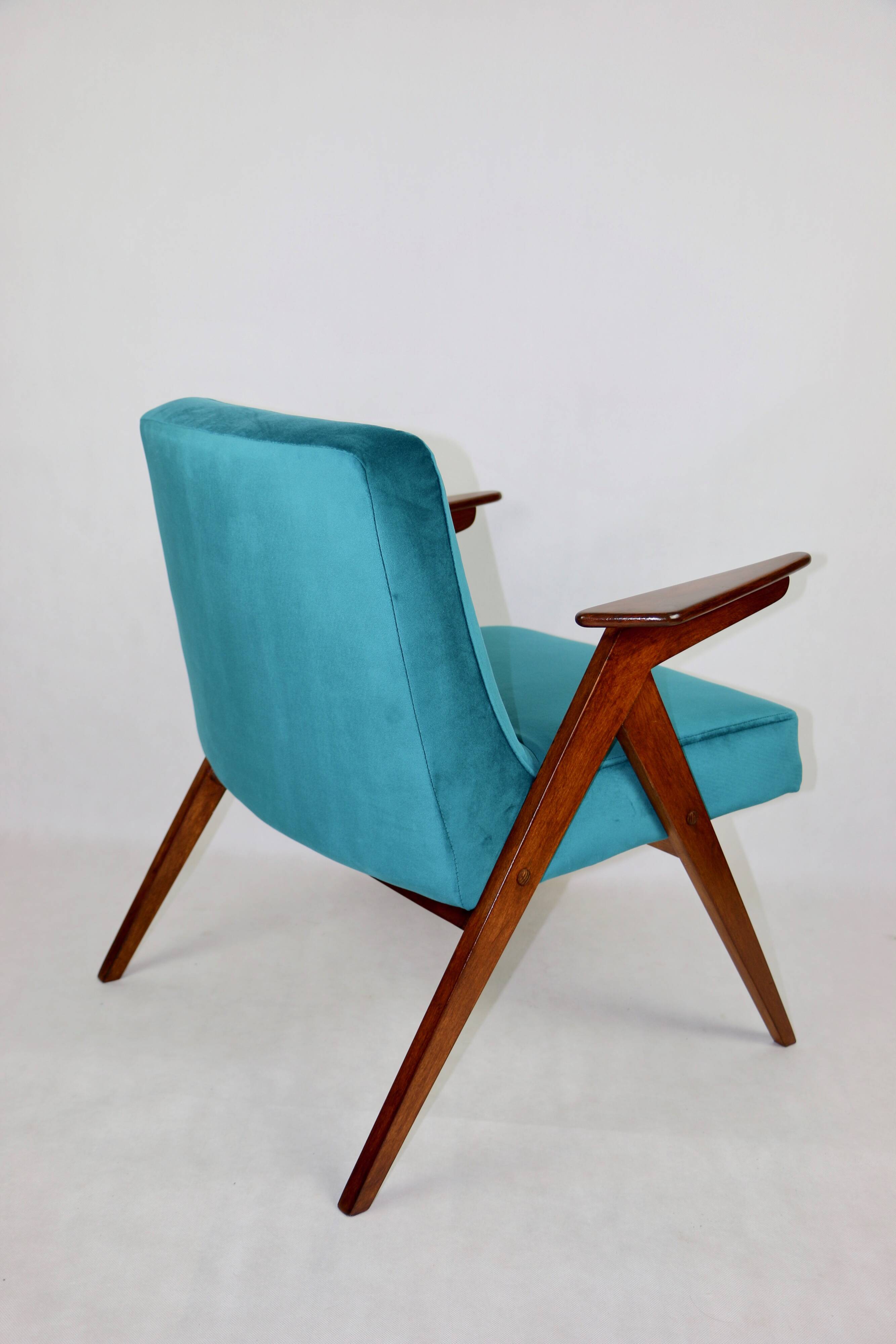 Fauteuil Bunny Vert Pétrole attribué à Józef Chierowski, 1970