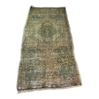 Tapis pastel turc vintage 97 x 50 cm