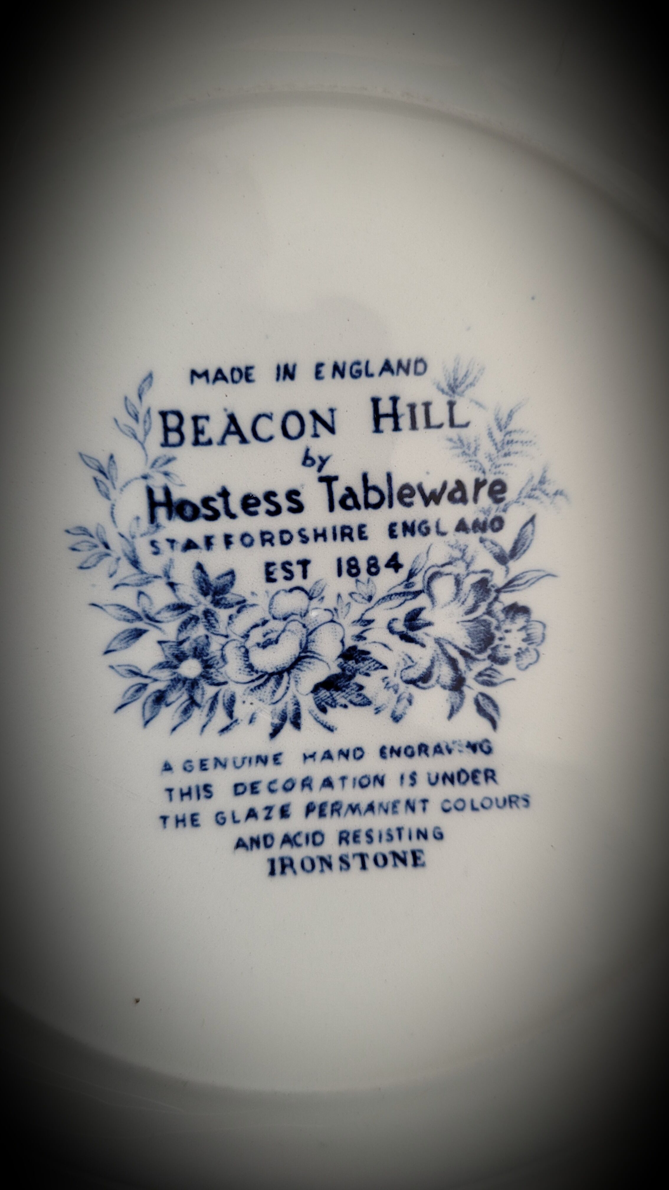 Set 6 plates Beacon Hill
