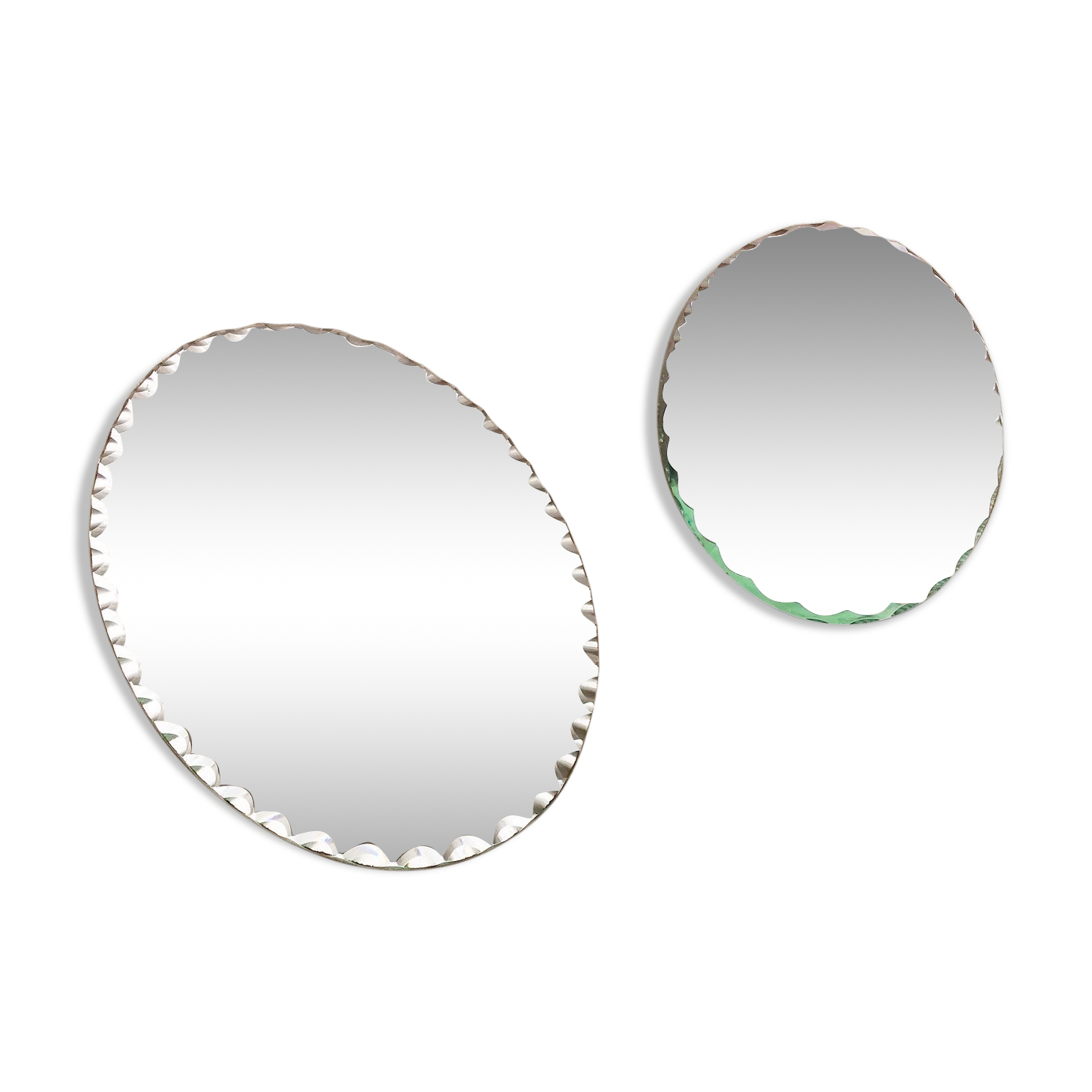 Set of 2 beveled oval mirrors to pose vintage