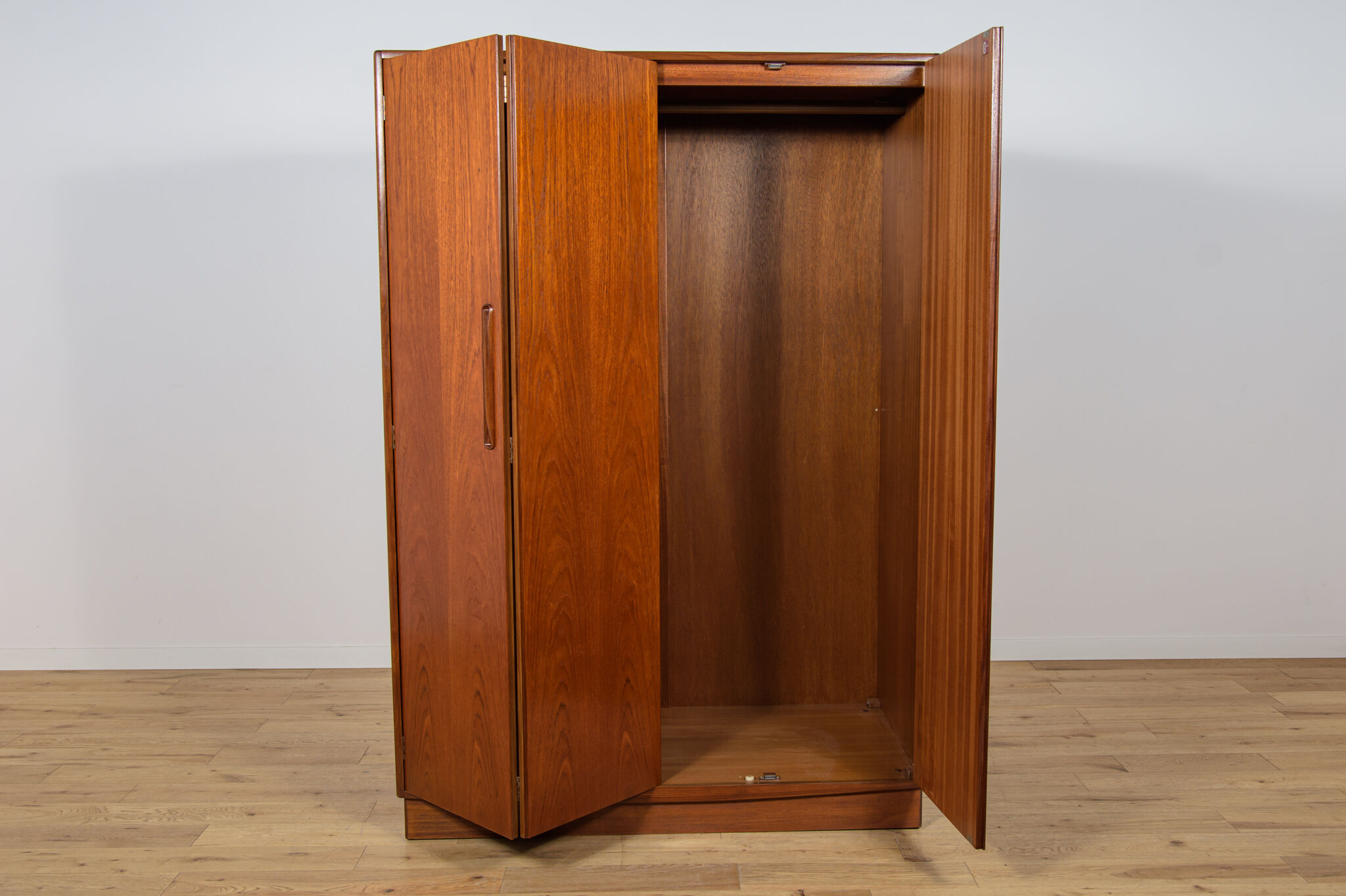 Mid-century modern teak wardrobe from G-Plan, United Kingdom, 1960s